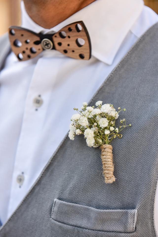 boutonniere gypsophile maries